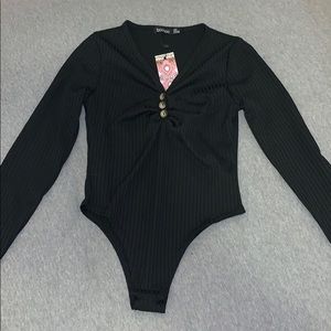 Boohoo Petite Ribbed Button Bodysuit